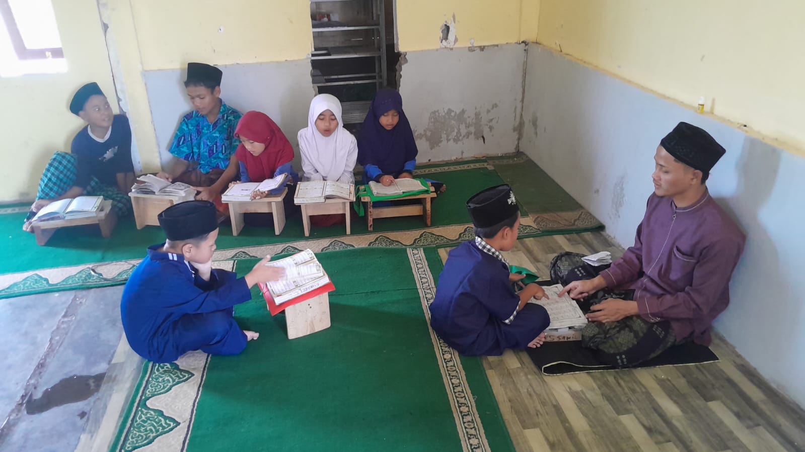 Kegiatan tasmi' rutin